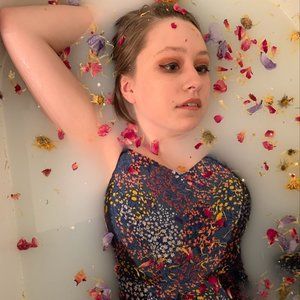 Meet your Posher, Linda